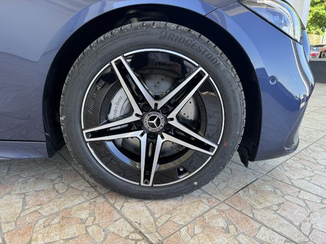 Mercedes-Benz C 220 4MATIC C 220 d Sedan