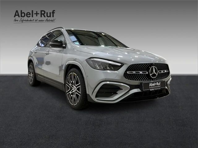 Mercedes-Benz GLA 200 AMG Line