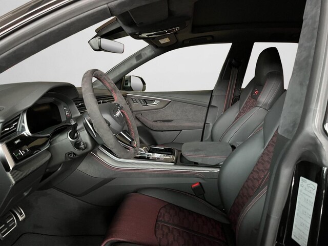 Audi RS Q8 Performance Quattro