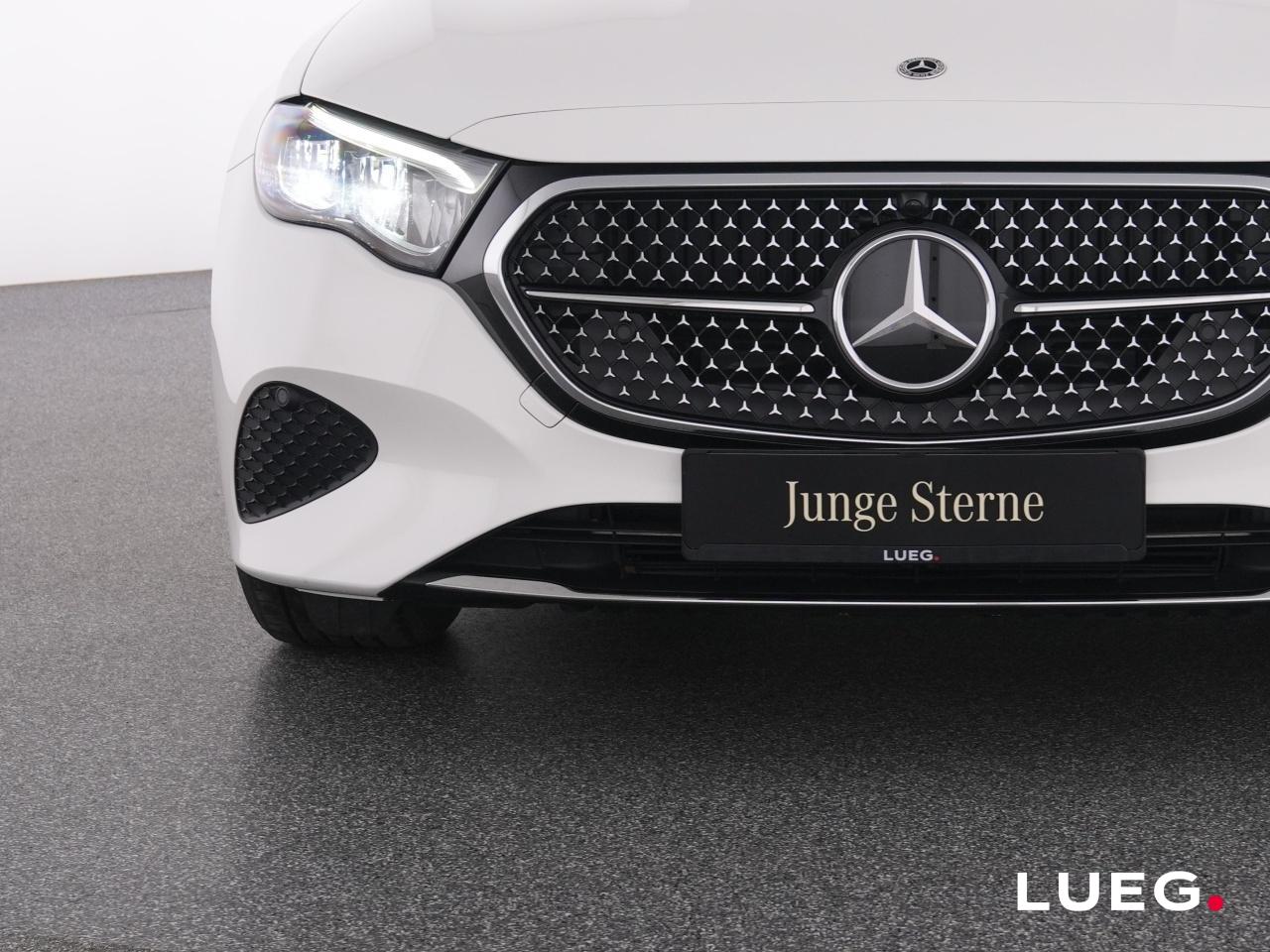 Mercedes-Benz E 200 AVANTGARDE Estate