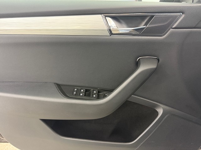 Skoda Superb 1.5 TSI Ambition Combi