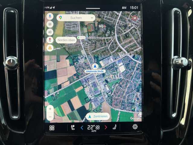 Volvo XC40 Core Recharge