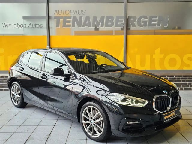 BMW 120 120i Sedan Sport Line