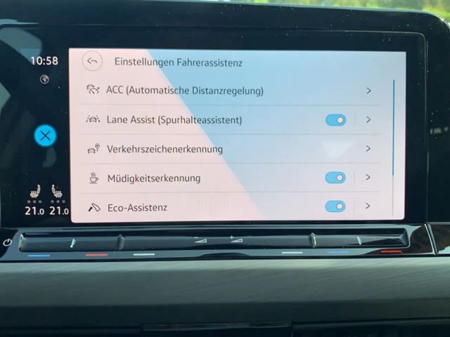 Volkswagen Golf 1.5 eTSI Golf VIII Style