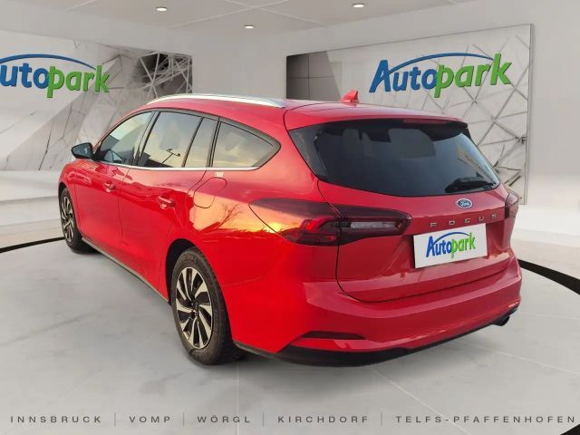 Ford Focus Titanium Wagon