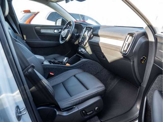 Volvo XC40 Dark Plus