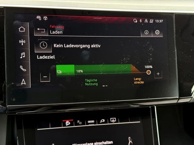 Audi Q8 e-tron 50 Quattro S-Line