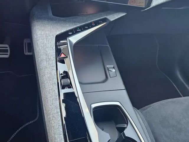 Peugeot 5008 GT-Line Hybrid