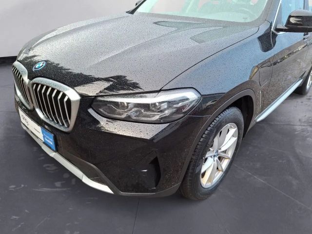 BMW X3 xDrive30e
