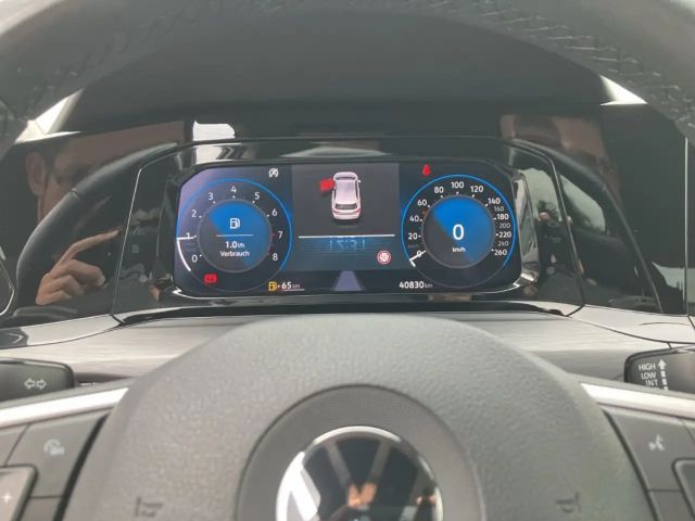 Volkswagen Golf 1.5 TSI Plus Style