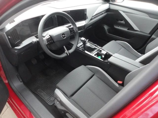 Opel Astra 1.2 Turbo Enjoy Turbo