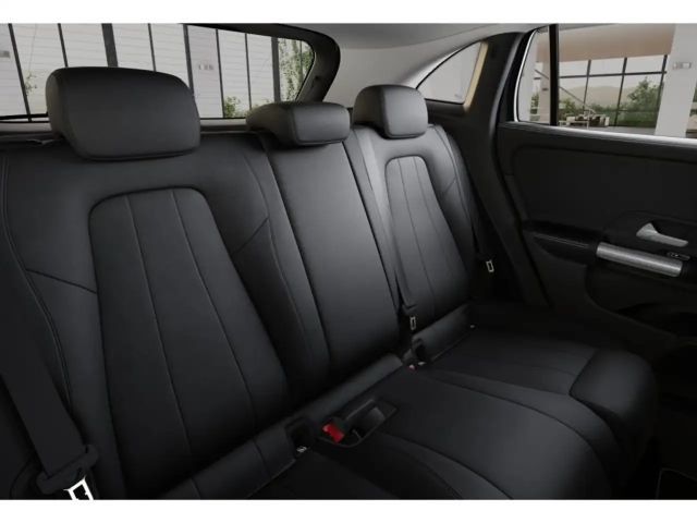 Mercedes-Benz GLA 220 4MATIC Progressive