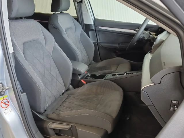 Volkswagen Golf DSG Life Variant