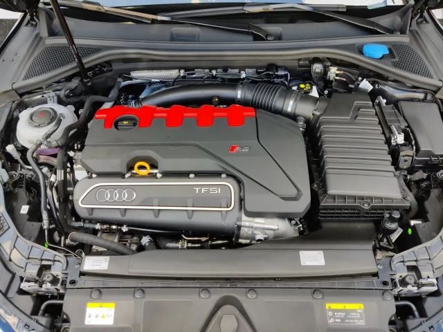 Audi RS3 S-Tronic Sedan Sportback