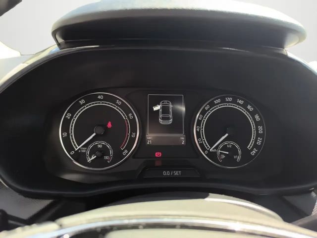 Skoda Fabia AmbitionPlus 1.0MPI 80PS PDC Tempomat LED Klima