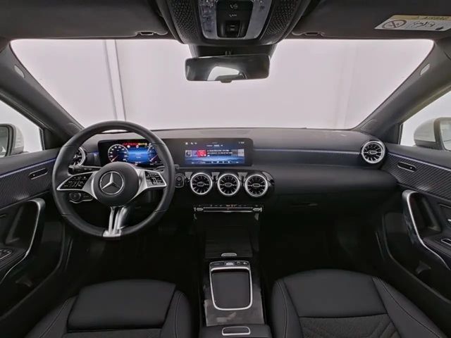 Mercedes-Benz A 200 Progressive