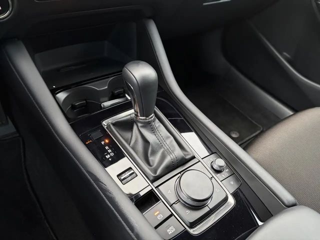 Mazda 3 Exclusive-line