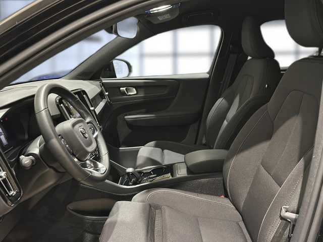 Volvo XC40 XC40 Navi LED Klima Standhzg Einparkhilfe el. Fenster