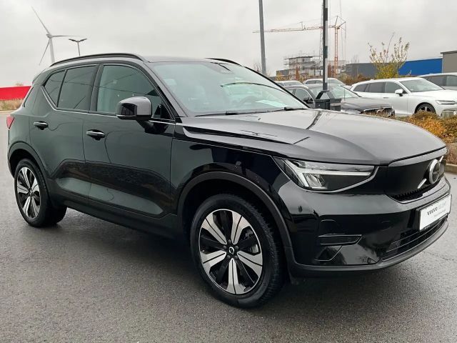 Volvo XC40 AWD Core Recharge