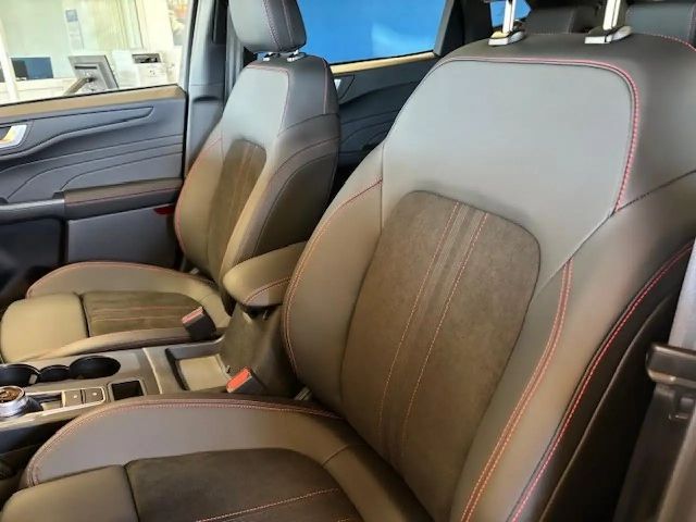 Ford Kuga Hybrid ST Line X