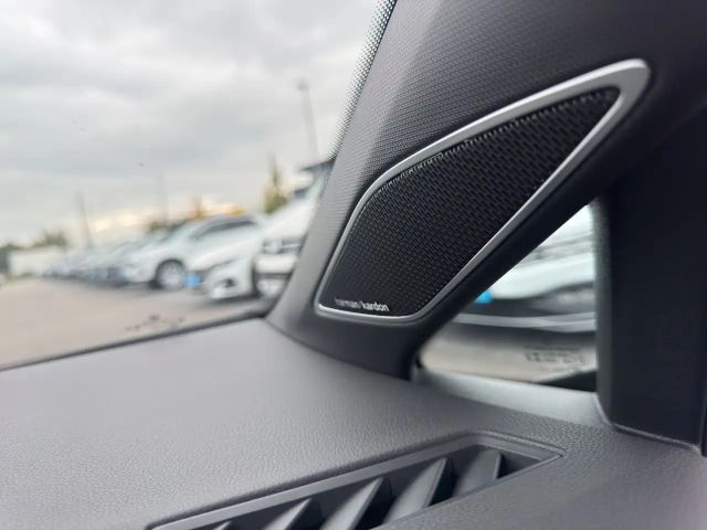 Volkswagen Golf 2.0 TSI GTI Golf VIII Style