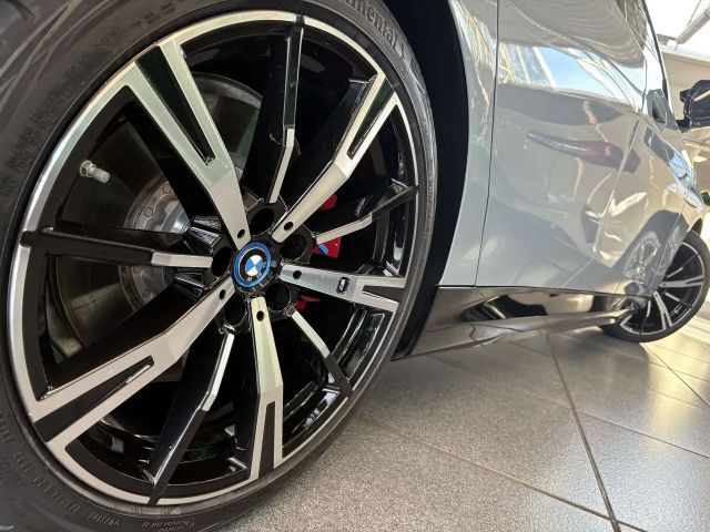 BMW i5 M-Sport M60 Sedan xDrive