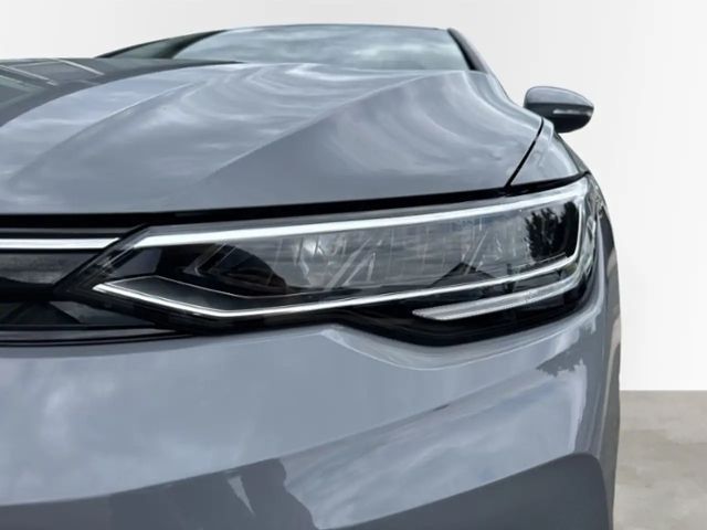 Volkswagen Golf 1.5 eTSI Golf VIII Life Variant