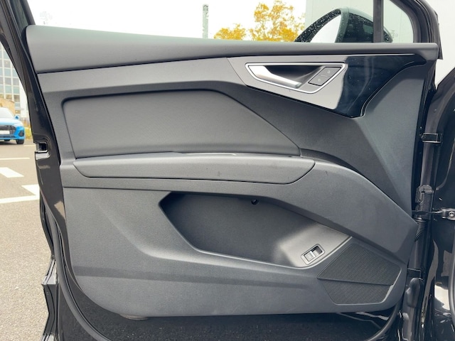 Audi Q4 e-tron SUV 45 e-tron Audi Q4 e-tron