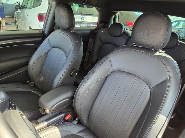 MINI Cooper 1,5 Aut. "Yours Trim" Vollleder/Sportsitze/LED