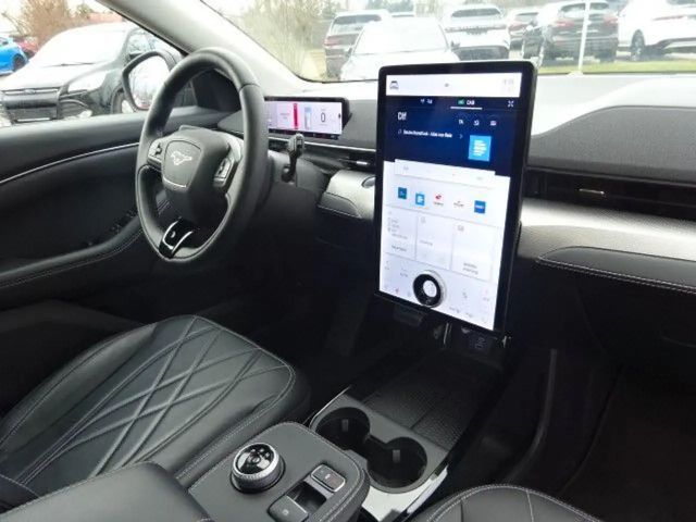 Ford Mustang Mach-E RWD