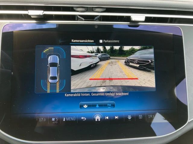 Mercedes-Benz E 200 AVANTGARDE Sedan