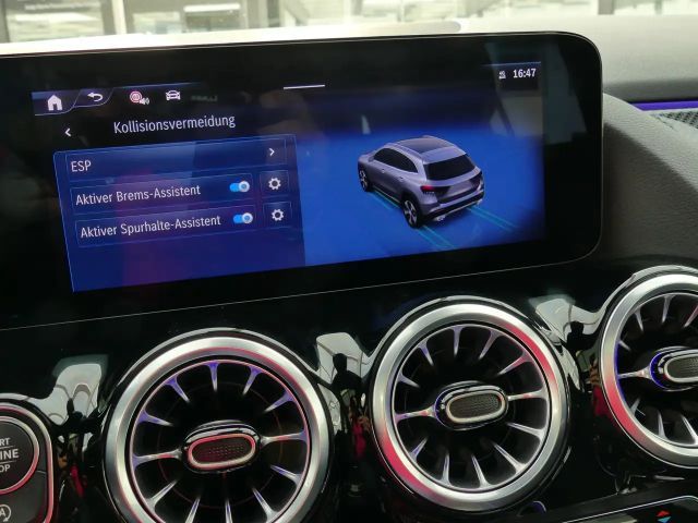 Mercedes-Benz GLA 200 AMG Line