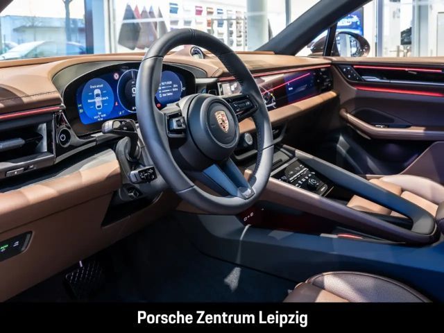 Porsche Macan 4