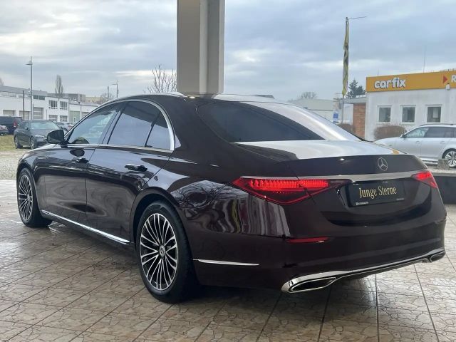 Mercedes-Benz S 580 4MATIC Sedan