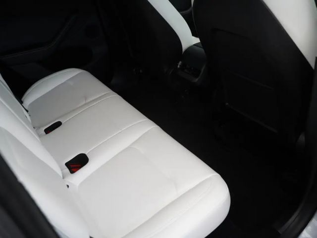 Tesla Model Y Performance