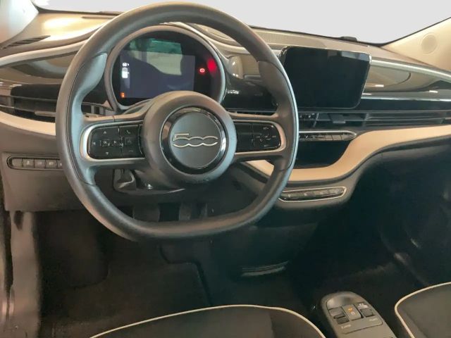 Fiat 500e + Radio- & Winterpaket