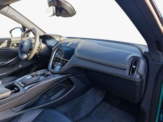 Aston Martin DBX 707