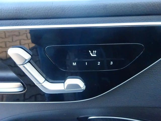 Mercedes-Benz C 220 AVANTGARDE C 220 d Estate