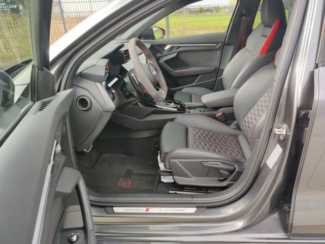 Audi RS3 Quattro S-Tronic Sedan