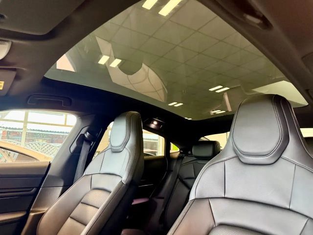 Porsche Taycan Panorama/Keyless/75 JahrePaket/APPROVED