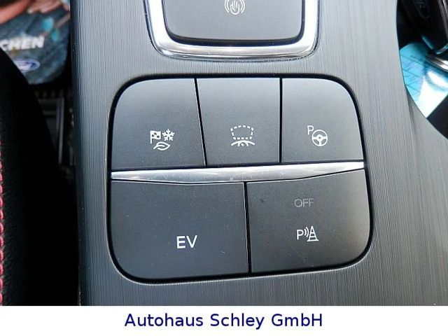 Ford Kuga Plug in Hybrid ST Line X