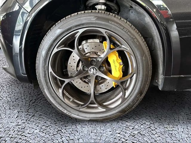 Alfa Romeo Stelvio Q4 Quadrifoglio