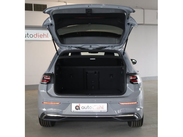 Volkswagen Golf 1.5 eTSI DSG Golf VIII