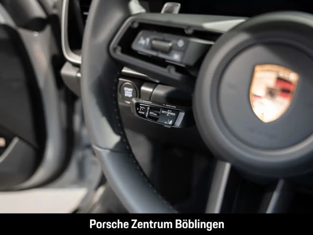 Porsche 992 Cabrio Carrera S