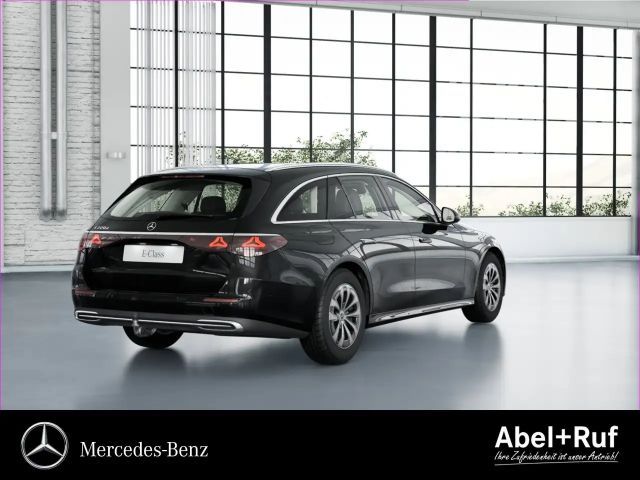 Mercedes-Benz E 220 AVANTGARDE E 220 d Estate