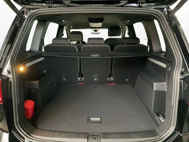 Volkswagen Touran DSG Highline R-Line