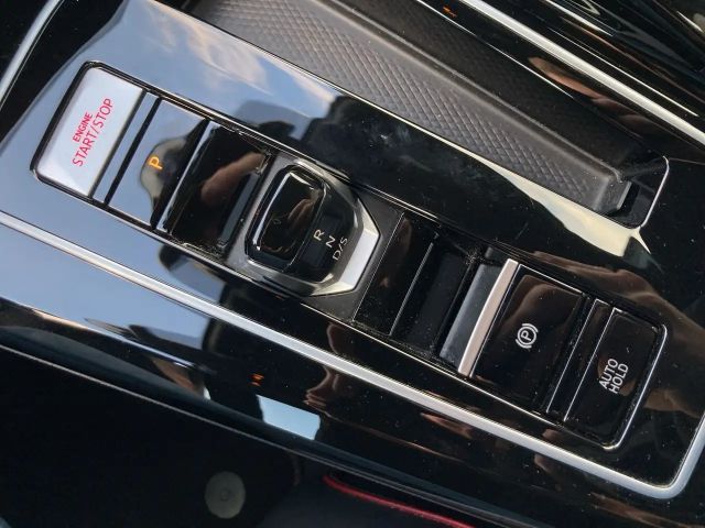 Volkswagen Golf DSG GTI