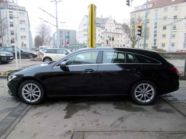 Mercedes-Benz CLA 180 Shooting Brake