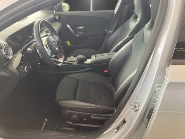 Mercedes-Benz A 200 AMG Line