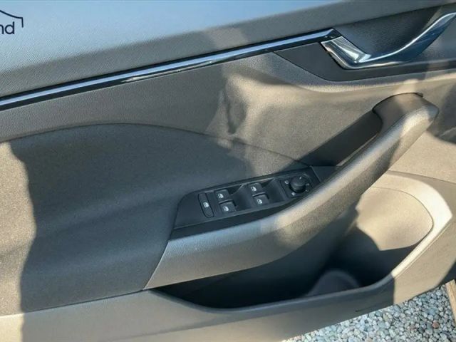 Skoda Kamiq 1,0 TSI 130 Jahre digital Cockpit Keyless